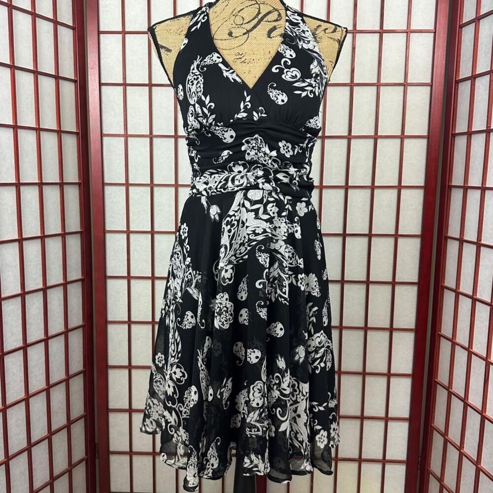 Y2K Black and White Cocktail Going Out Halter Dress Paisley